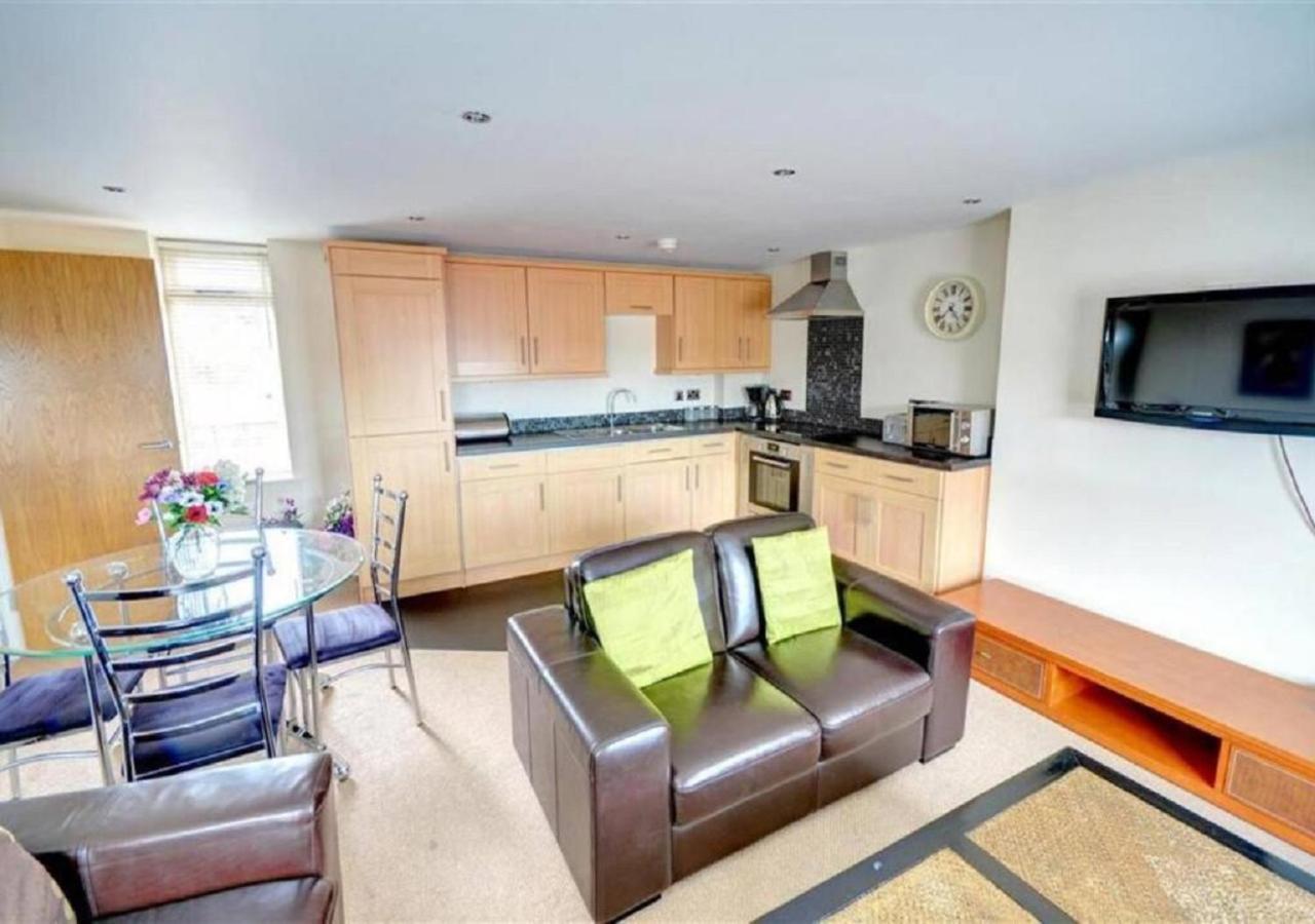 Kittiwake-Top Floor Sea View Apartment Two Bedrooms Scarborough Exterior photo